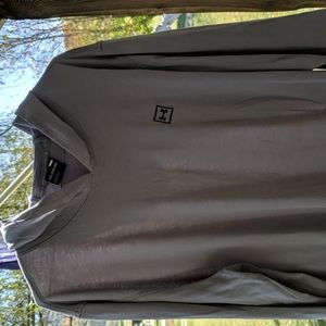Under Armour Grey long sleeve shirt